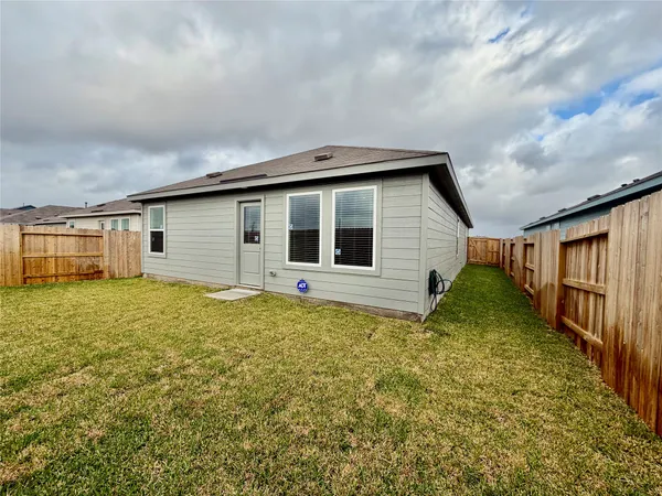 $2,000 | 5003 Esperanza Terrace Drive, Richmond, TX 77469