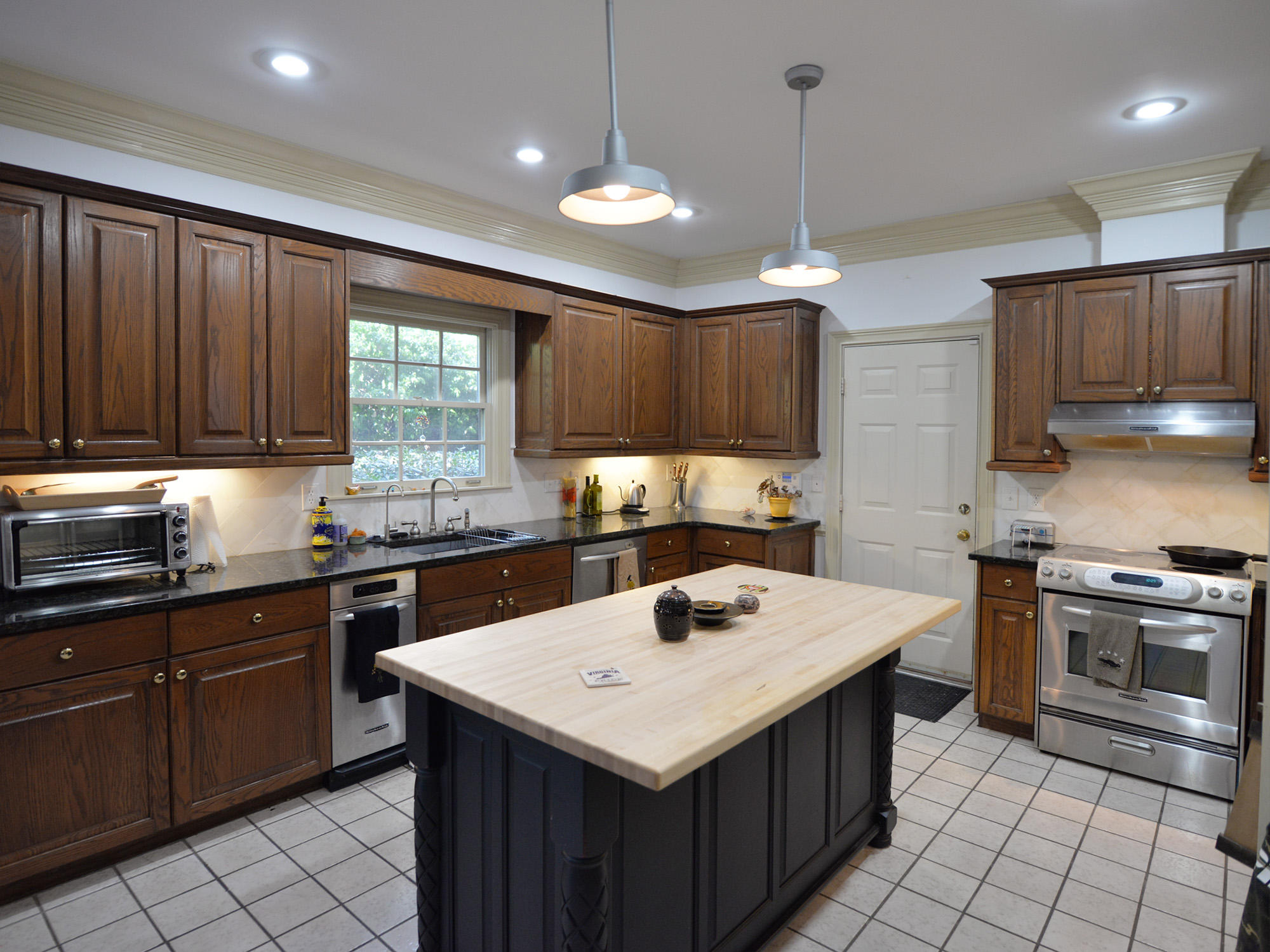 111 Amanda Place Oak Ridge, TN 37830 - Photo 12 of 34 111 Amanda