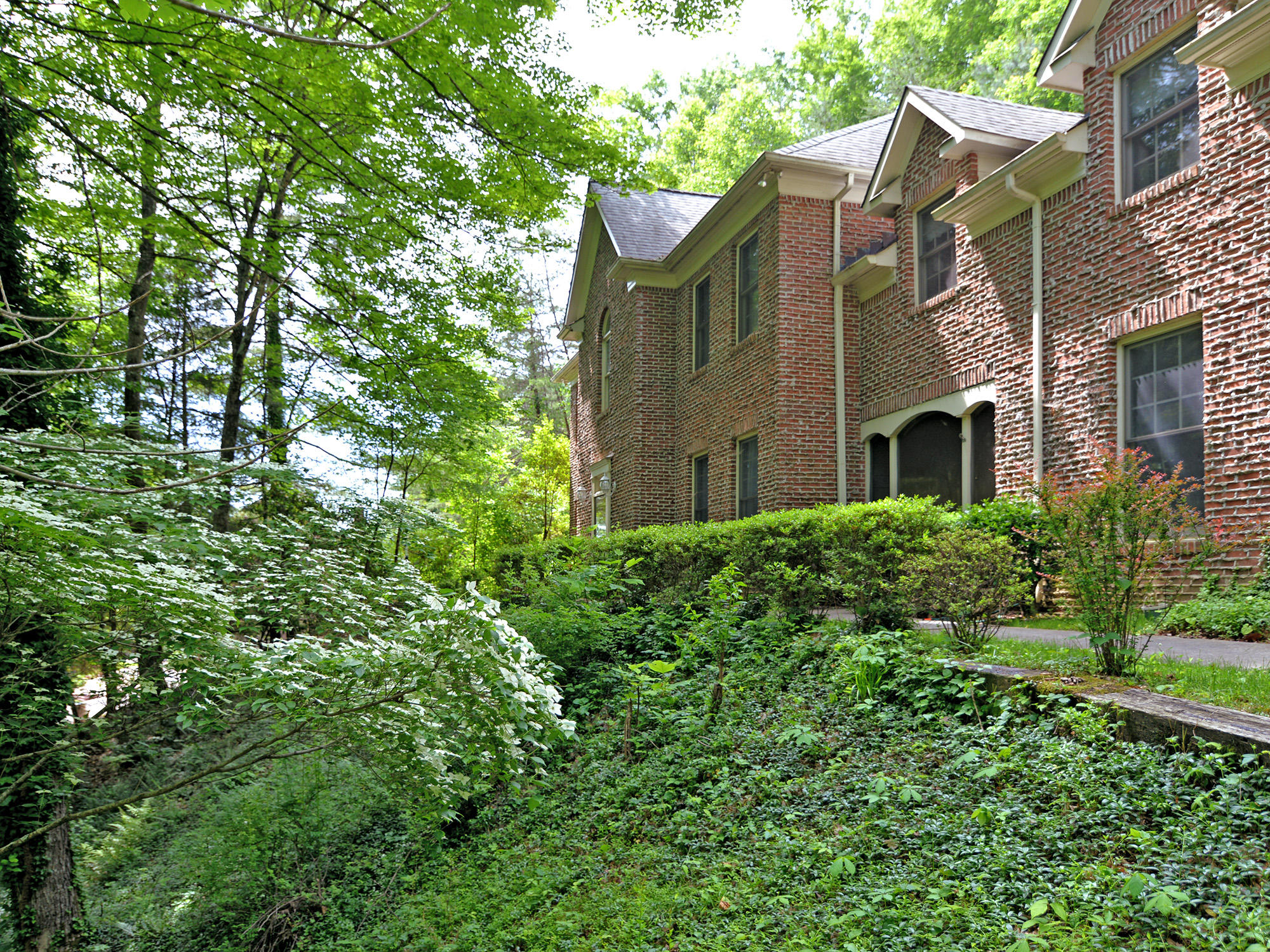 111 Amanda Place Oak Ridge, TN 37830 - Photo 3 of 34 111 Amanda
