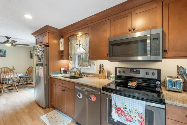 $475,000 | 106 Fairview Avenue, Conway, NH 03818