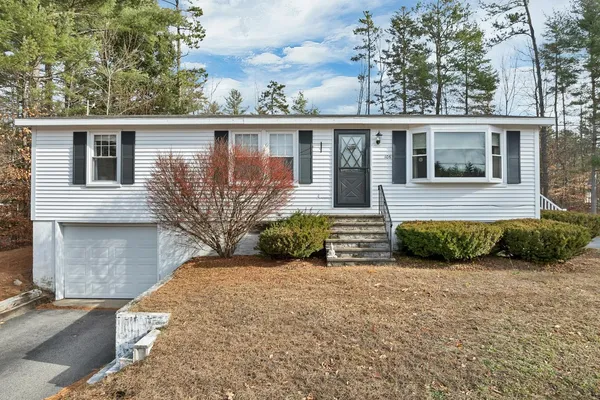 $435,000 | 106 Fairview Avenue, Conway, NH 03818