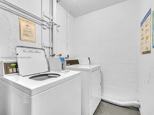 $210,000 | 1000 Northeast 191st Street, Unit 21, Miami, FL 33179