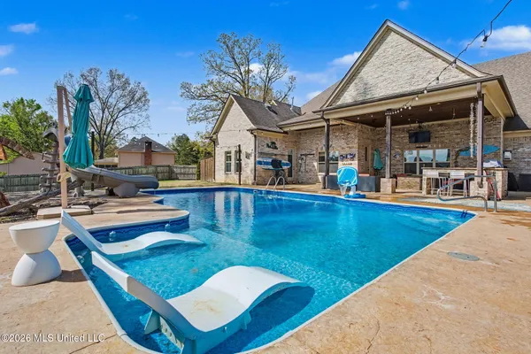 $659,900 | 1808 Malone Road, Nesbit, MS 38651