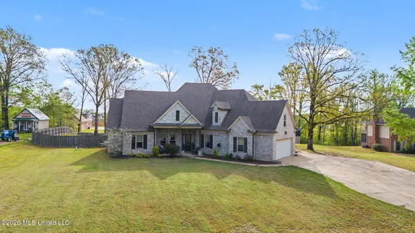 $659,900 | 1808 Malone Road, Nesbit, MS 38651