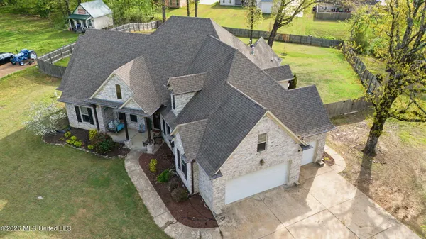 $659,900 | 1808 Malone Road, Nesbit, MS 38651