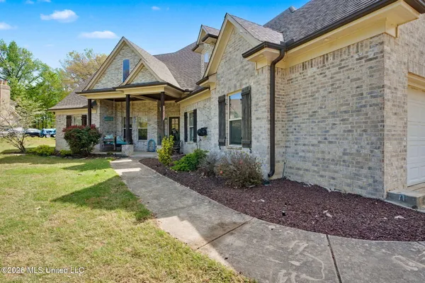 $659,900 | 1808 Malone Road, Nesbit, MS 38651