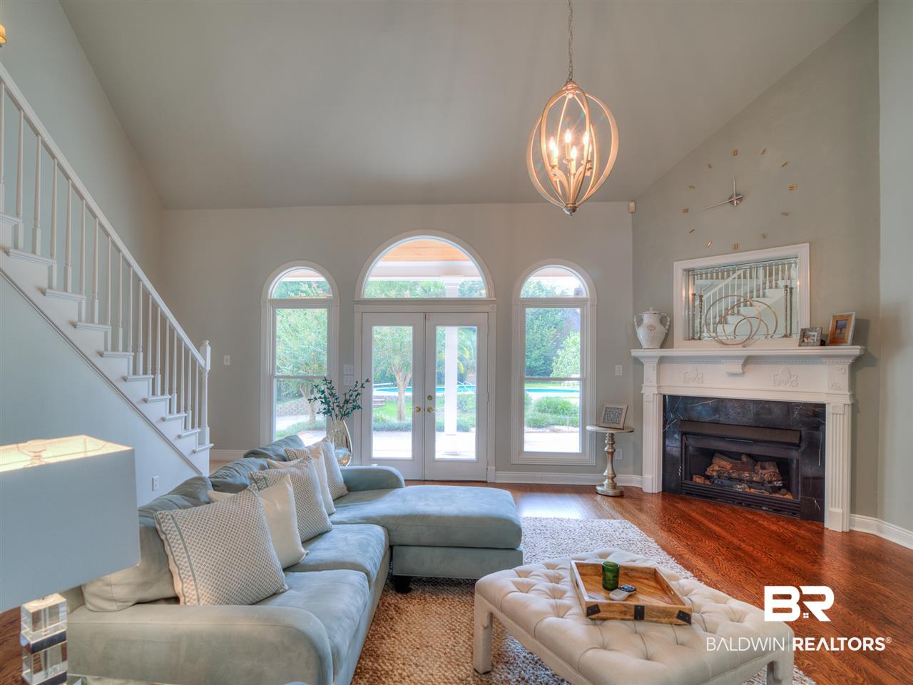 107 Pinetop Circle West Fairhope, AL 36532 - Photo 4 of 32 Open Family Room