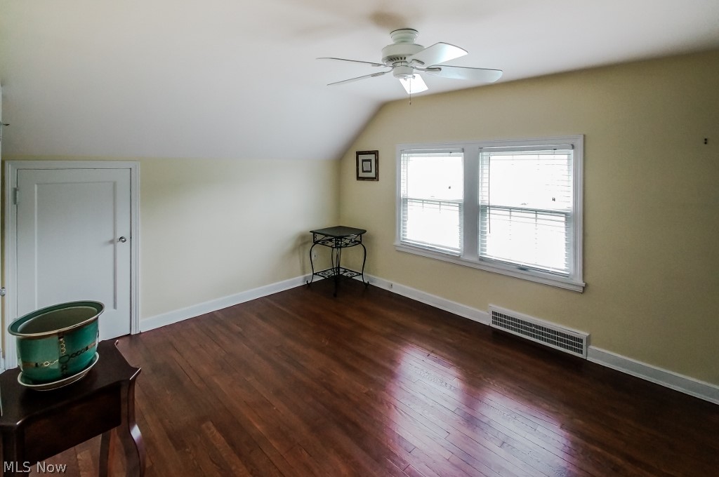 15075 Russell Road Chagrin Falls, OH 44022 - Photo 17 of 25 Gallery Image 17