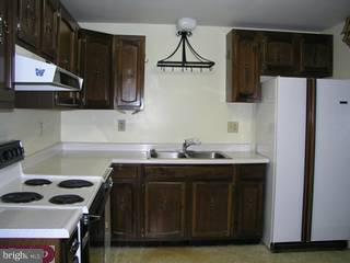1012 Summit Road Temple, PA 19560 - Photo 2 of 6