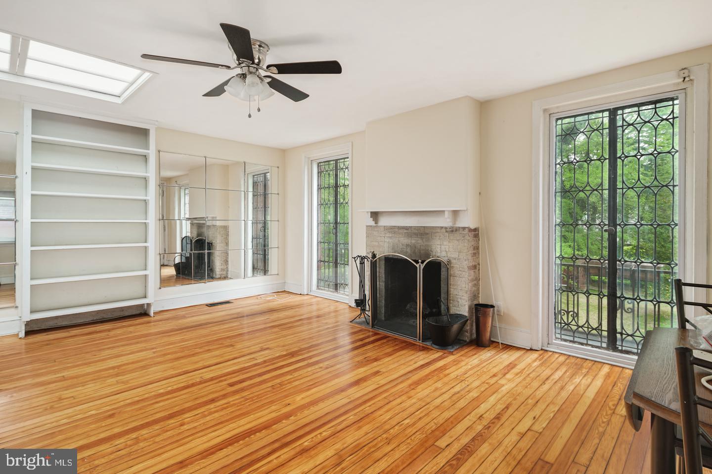500 Church Lane Philadelphia, PA 19144 - Photo 18 of 24 Apartment above the garage.