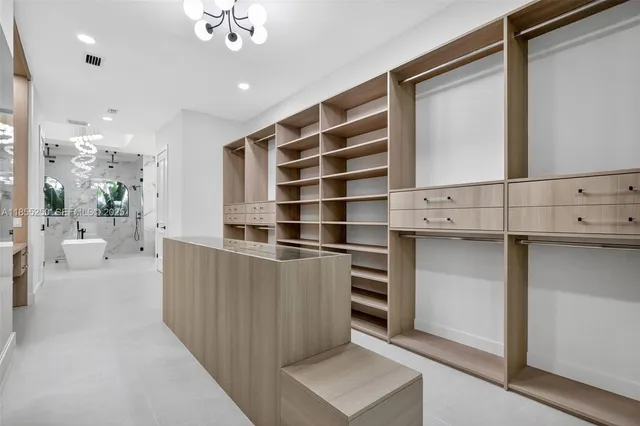 $3,399,000 | 3303 West Stonebrook Circle, Davie, FL 33330