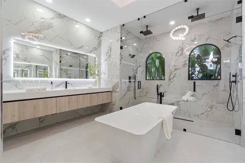 $3,399,000 | 3303 West Stonebrook Circle, Davie, FL 33330