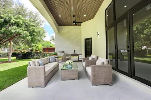 $3,495,000 | 3303 West Stonebrook Circle, Davie, FL 33330