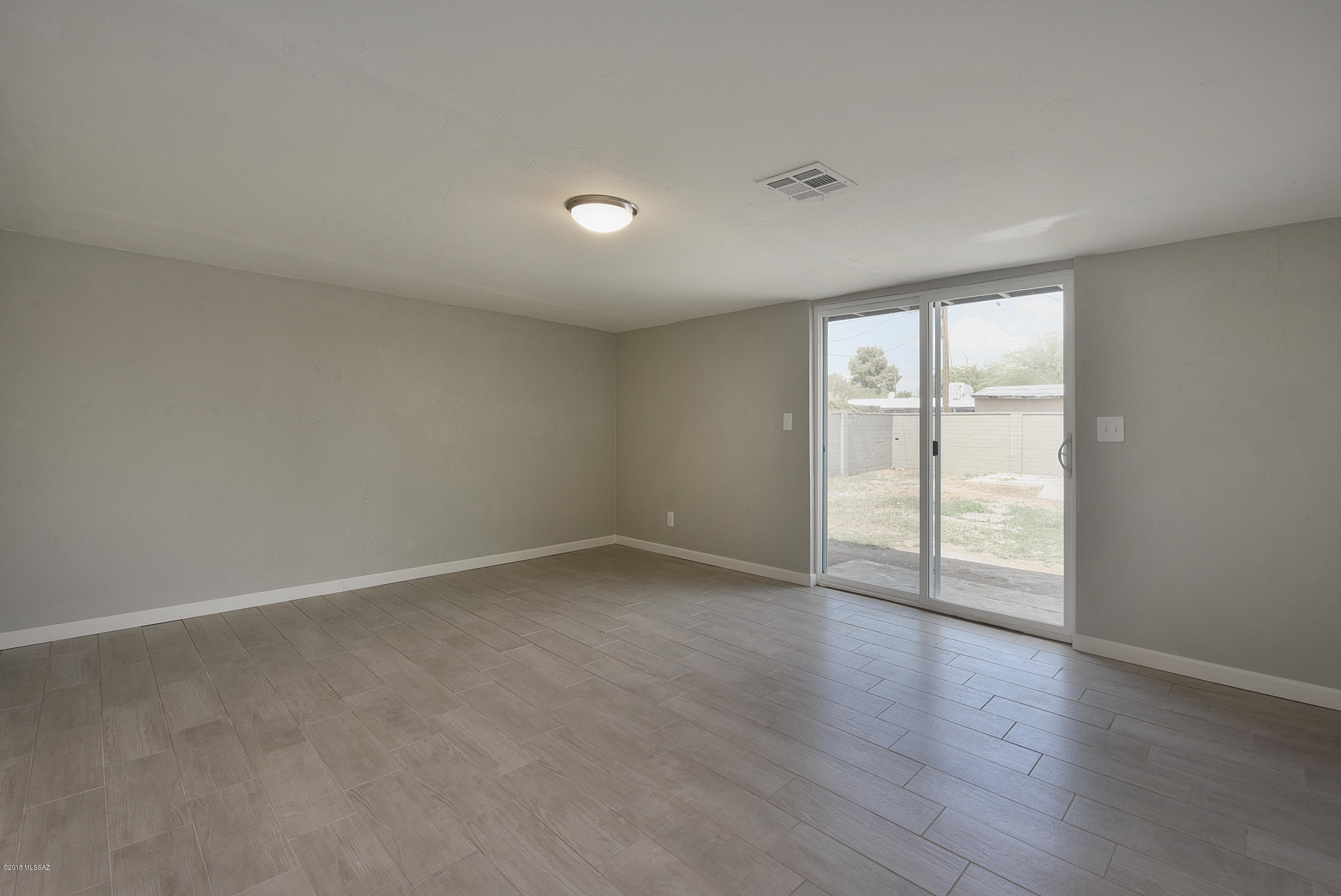 4151 East Spring Street Tucson, AZ 85712 - Photo 19 of 26 Gallery Image 19