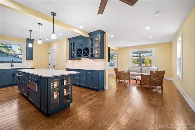 $539,900 | 4-n884 Old Lafox Road, Wasco, IL 60183