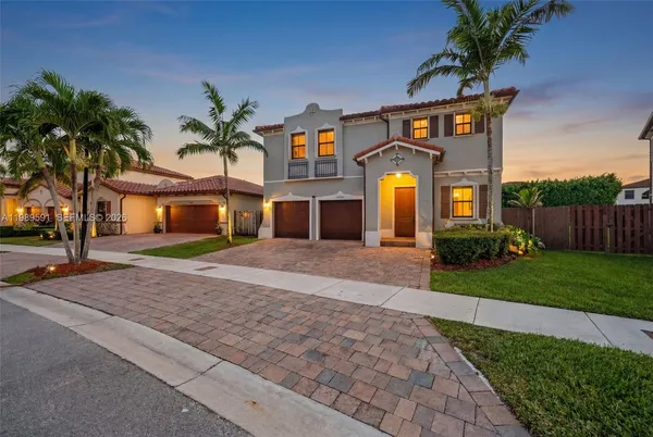 $880,000 | 17340 Southwest 154th Place, Miami, FL 33187