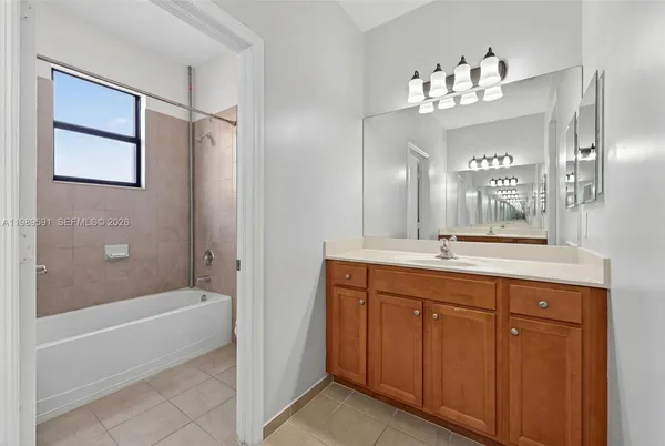 $880,000 | 17340 Southwest 154th Place, Miami, FL 33187