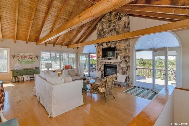 $5,900 | 12 Sea Breeze Walk, Ocean Beach, NY 11770