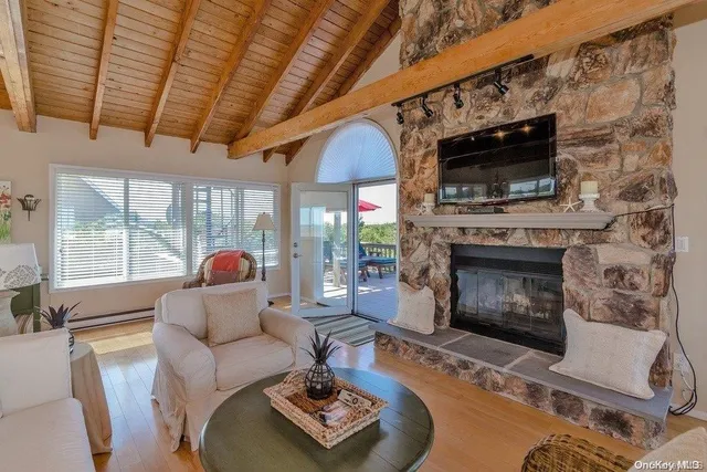 $5,900 | 12 Sea Breeze Walk, Ocean Beach, NY 11770