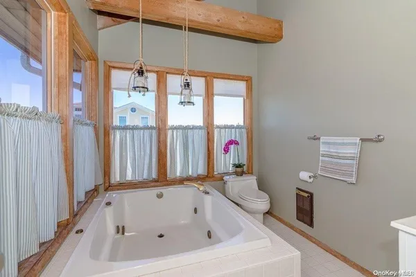 $5,900 | 12 Sea Breeze Walk, Ocean Beach, NY 11770