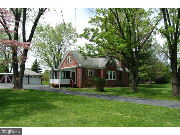 115 Blackwell Road Pennington, NJ 08534 - Photo 2 of 25 Exterior Front