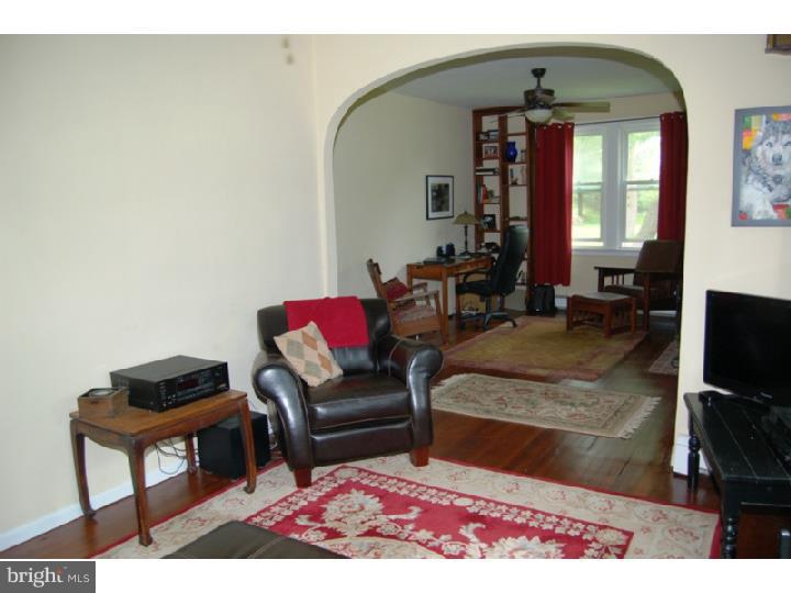 115 Blackwell Road Pennington, NJ 08534 - Photo 6 of 25 Living Room