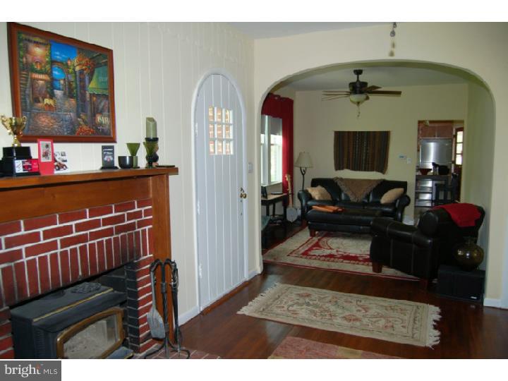 115 Blackwell Road Pennington, NJ 08534 - Photo 8 of 25 Family Room
