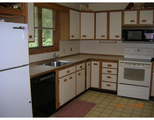 7 Margaret Road Sharon, MA 02067 - Photo 6 of 10