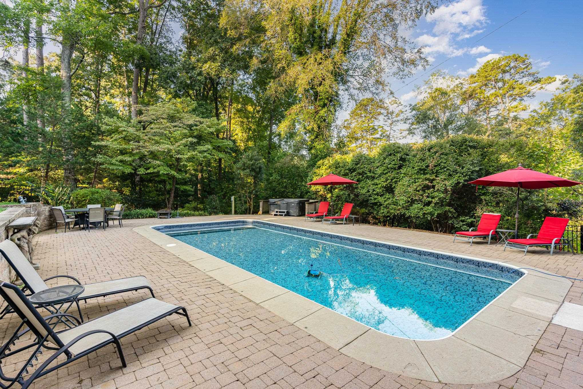 1335 Duplin Road Raleigh, NC 27607 - Photo 5 of 38 Photo 5