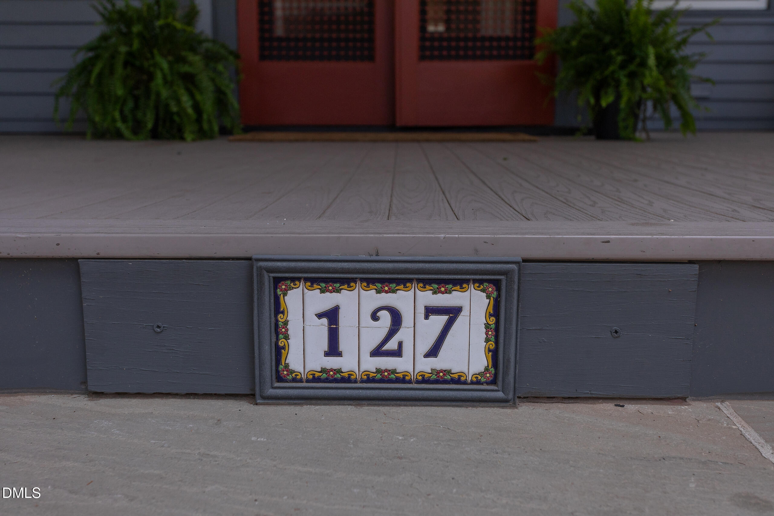 127 Forest Road Raleigh, NC 27605 - Photo 74 of 75 8L4A0032_web