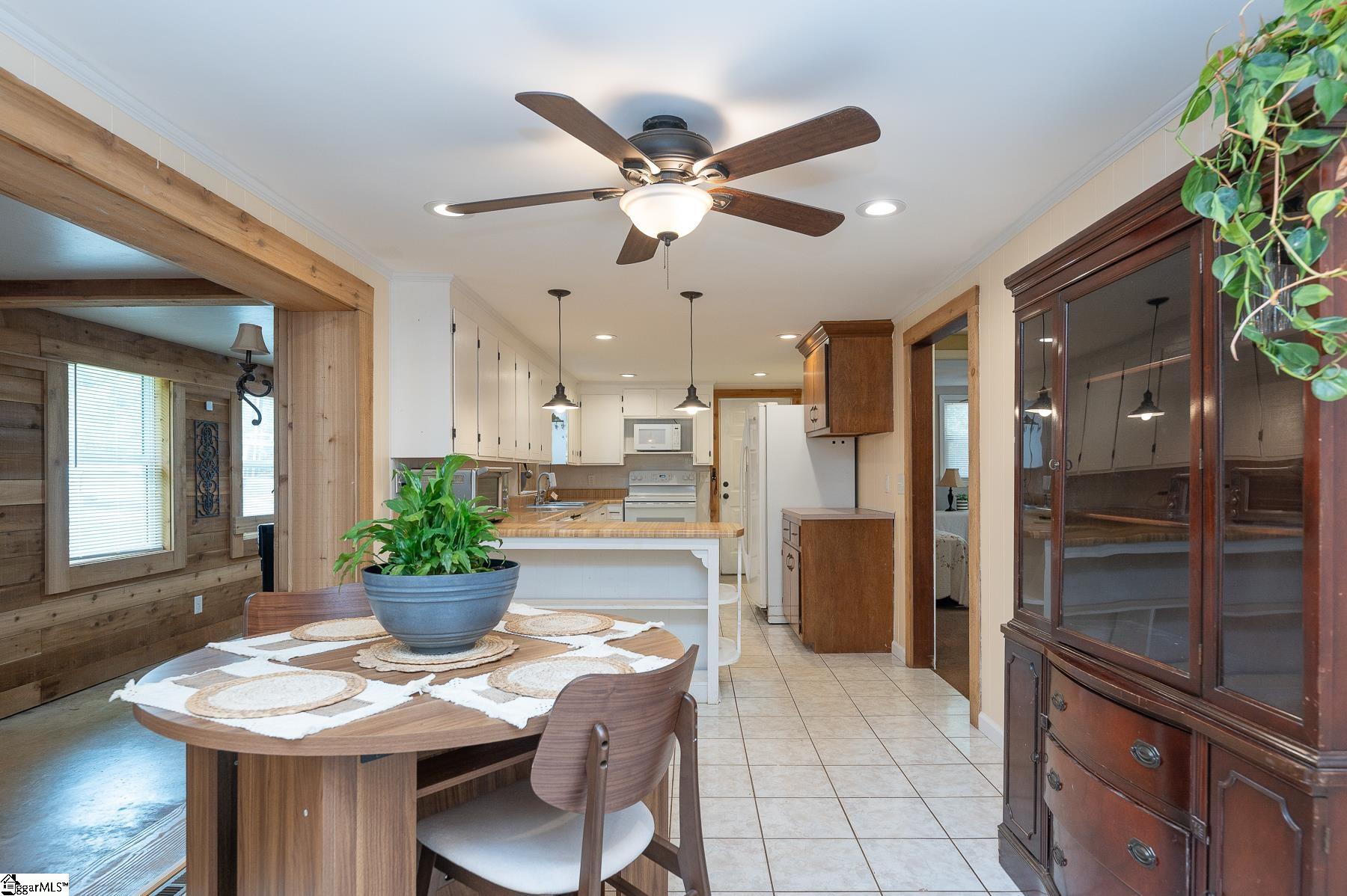 1112 Old Gunter Road Piedmont, SC 29673 - Photo 5 of 29