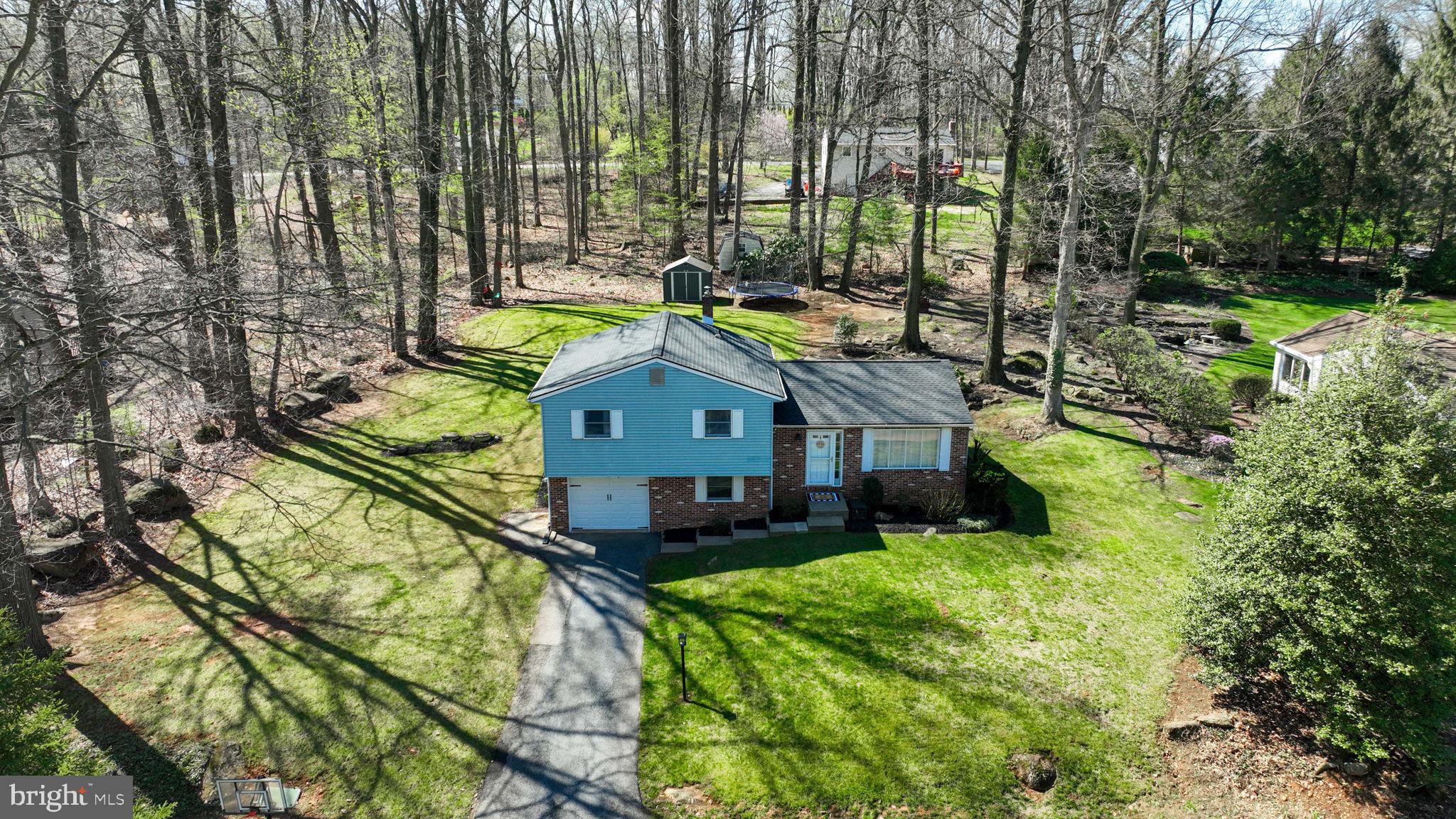 95 Village Road Etters, PA 17319 - Photo 5 of 41