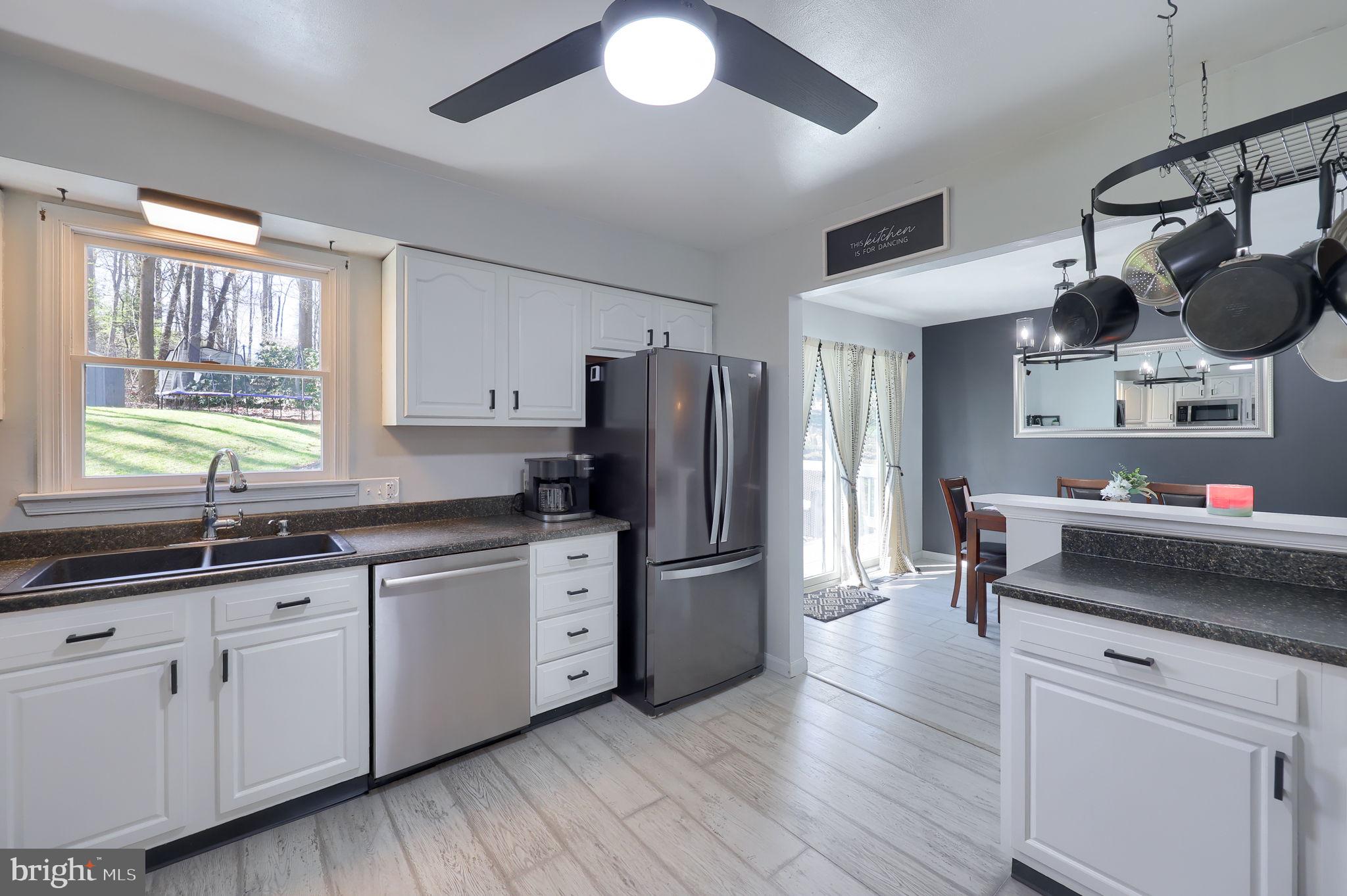 95 Village Road Etters, PA 17319 - Photo 9 of 41