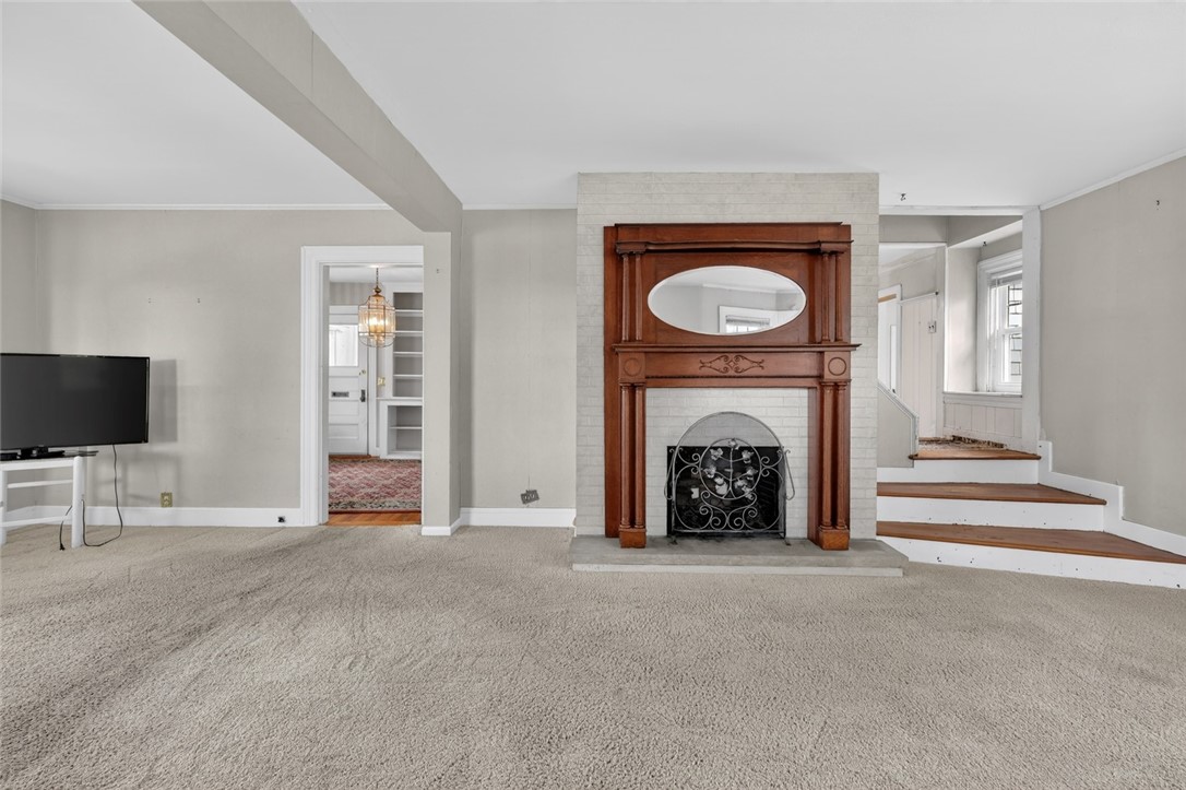 7 Allard Street Warwick, RI 02889 - Photo 12 of 50 With Fireplace
