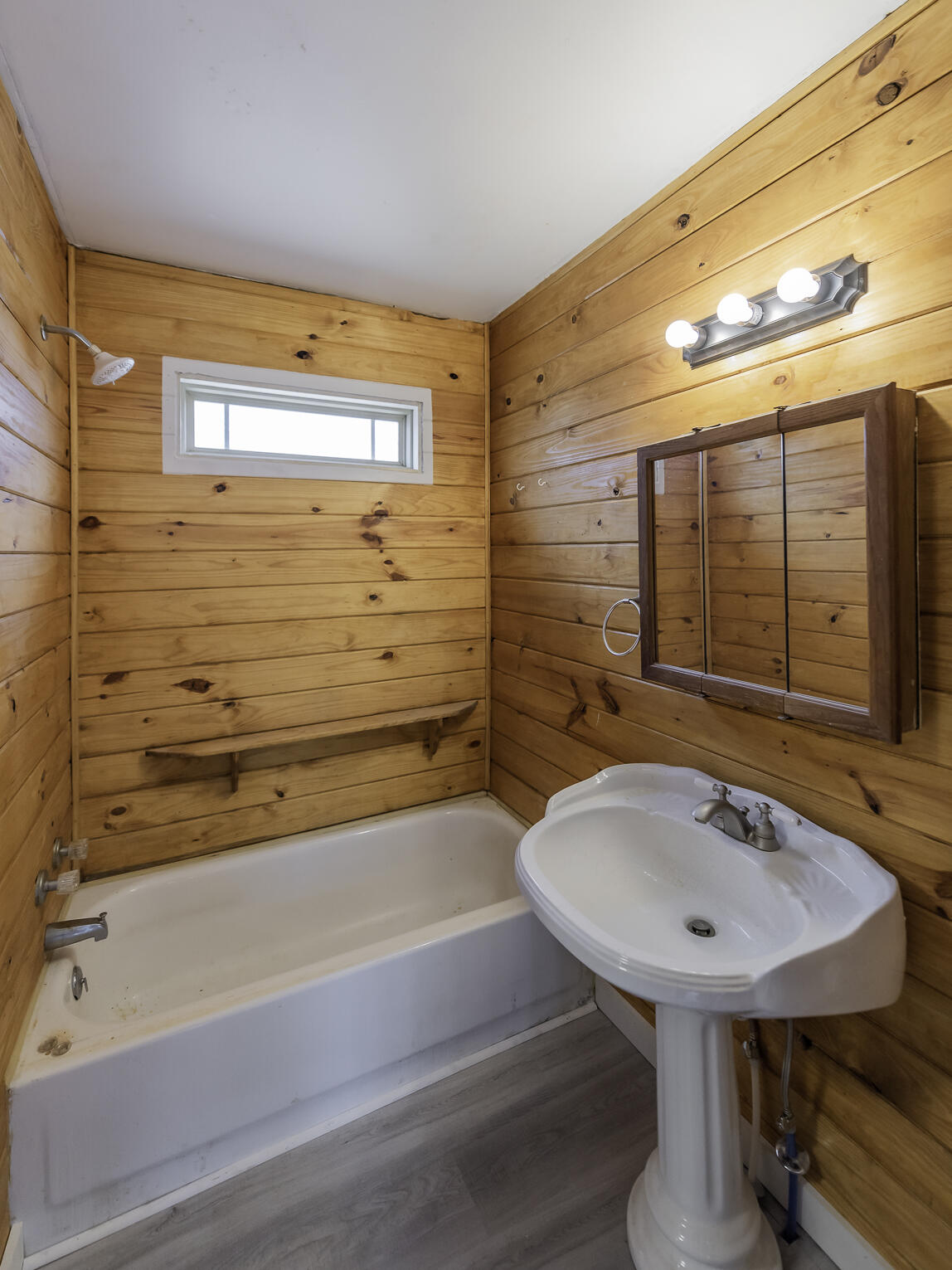493 Akins Road Chickamauga, GA 30707 - Photo 8 of 15 bathroom