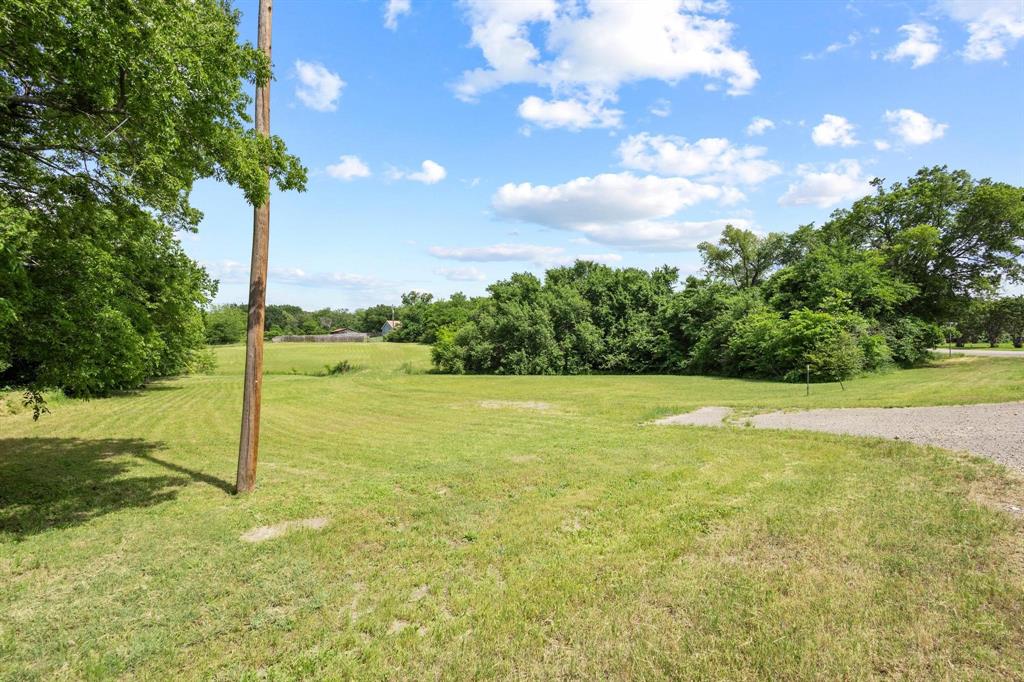 1462 North Highway 69 Whitewright, TX 75491 - Photo 17 of 33