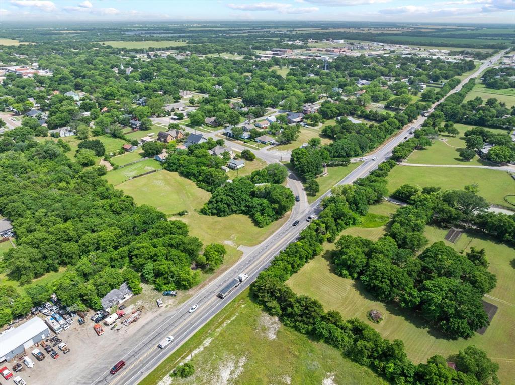 1462 North Highway 69 Whitewright, TX 75491 - Photo 10 of 33