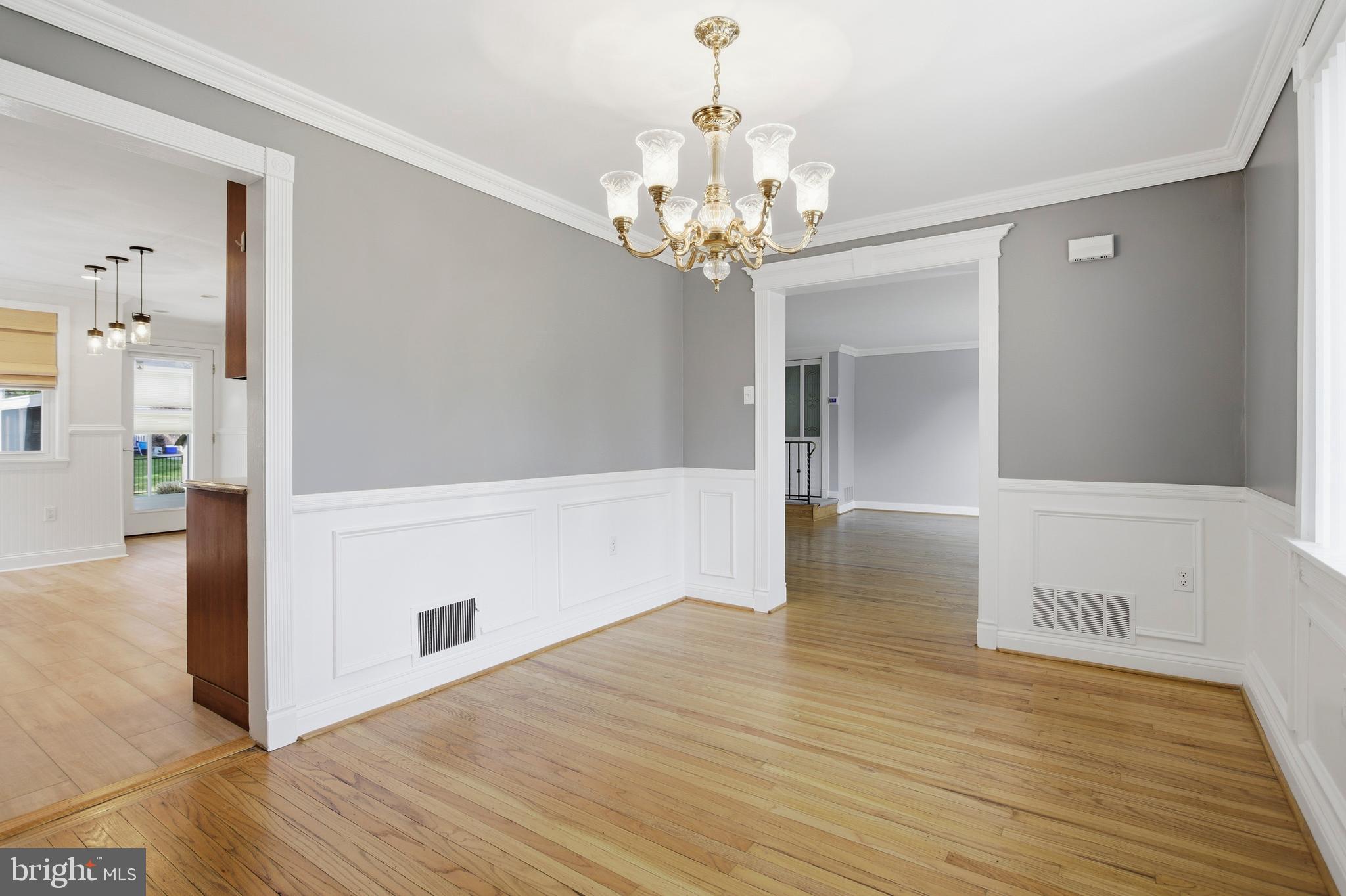 418 Colonial Park Drive Springfield, PA 19064 - Photo 9 of 37