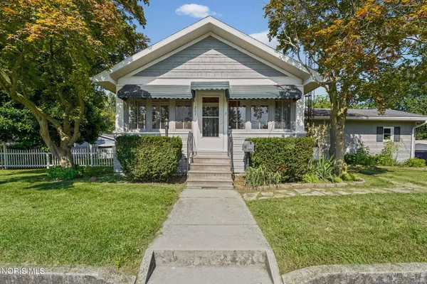 $162,000 | 207 Rhodes Avenue, North Baltimore, OH 45872