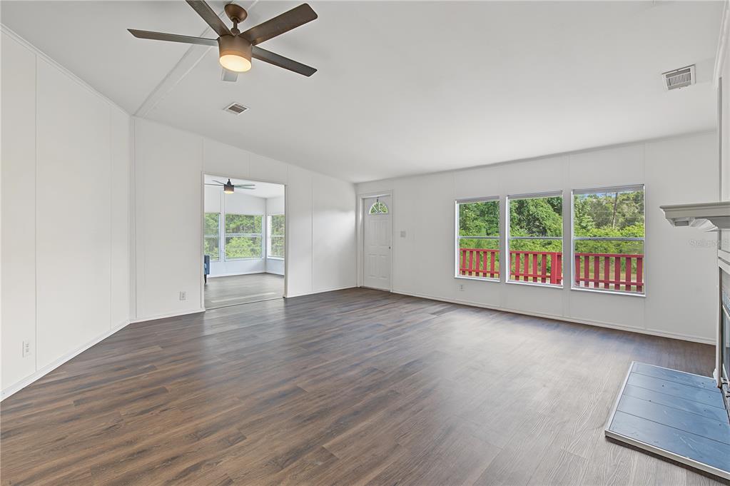 7257 Berry Road Zephyrhills, FL 33540 - Photo 7 of 43 Gallery Image 7