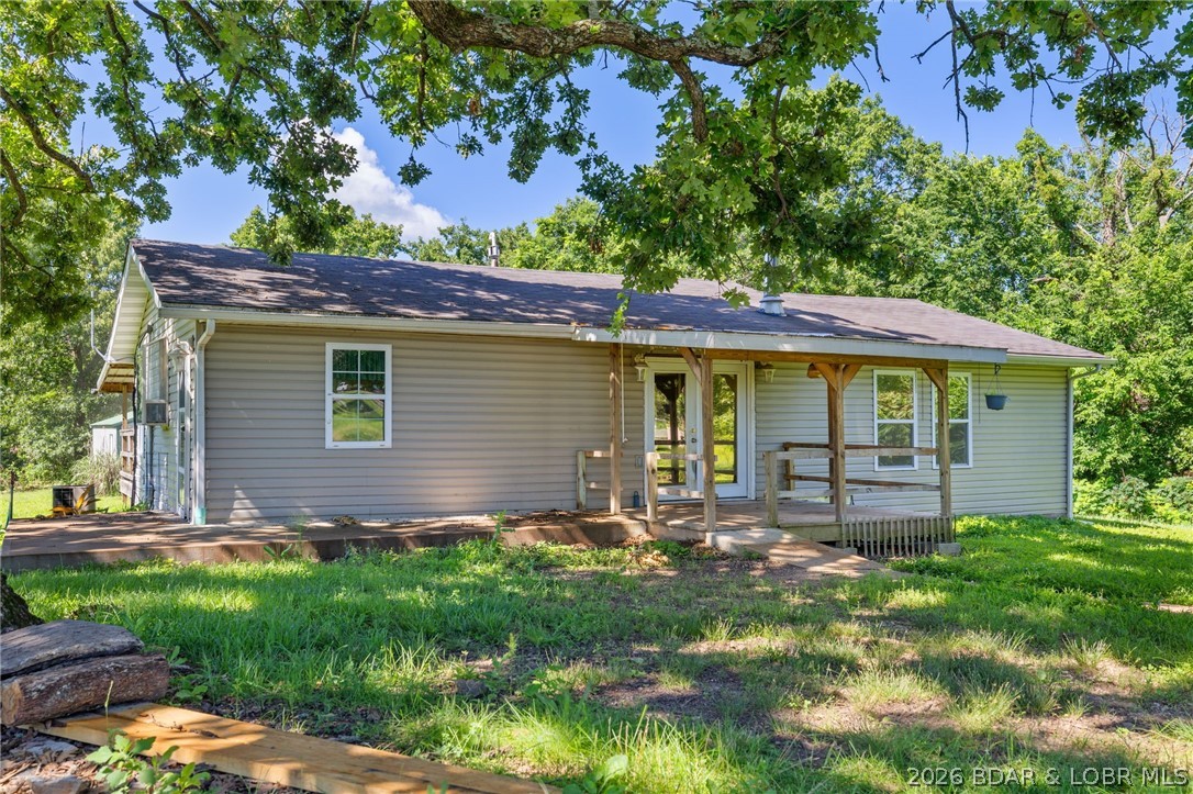 702 Doc Ridgeway Road Macks Creek, MO 65786 - Photo 2 of 56