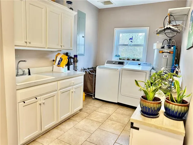 $524,000 | 201 Adams Path, Pineville, LA 71360