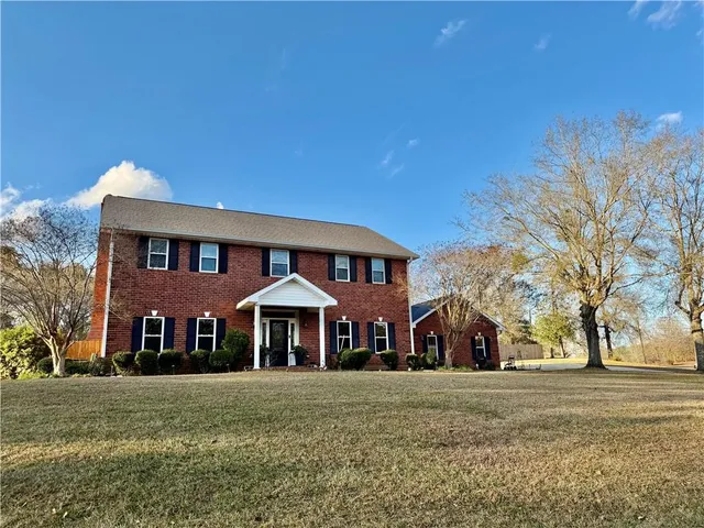 $524,000 | 201 Adams Path, Pineville, LA 71360