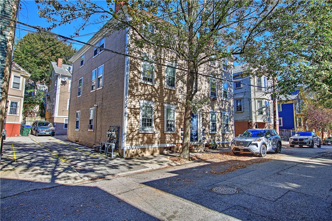 84 Transit Street Providence, RI 02906 - Photo 3 of 47