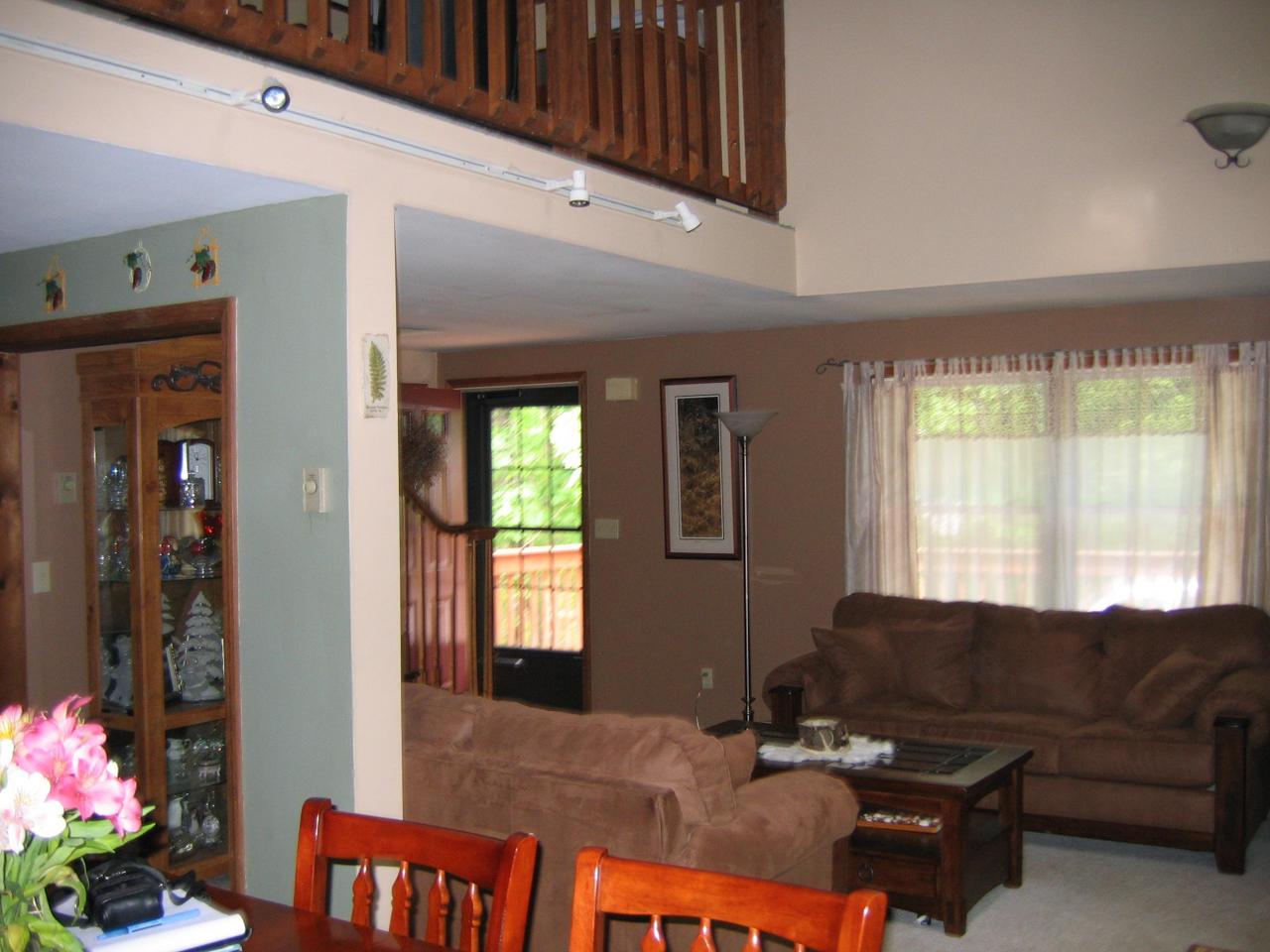 903 High Crest Road Canadensis, PA 18325 - Photo 6 of 8 Living Room 2