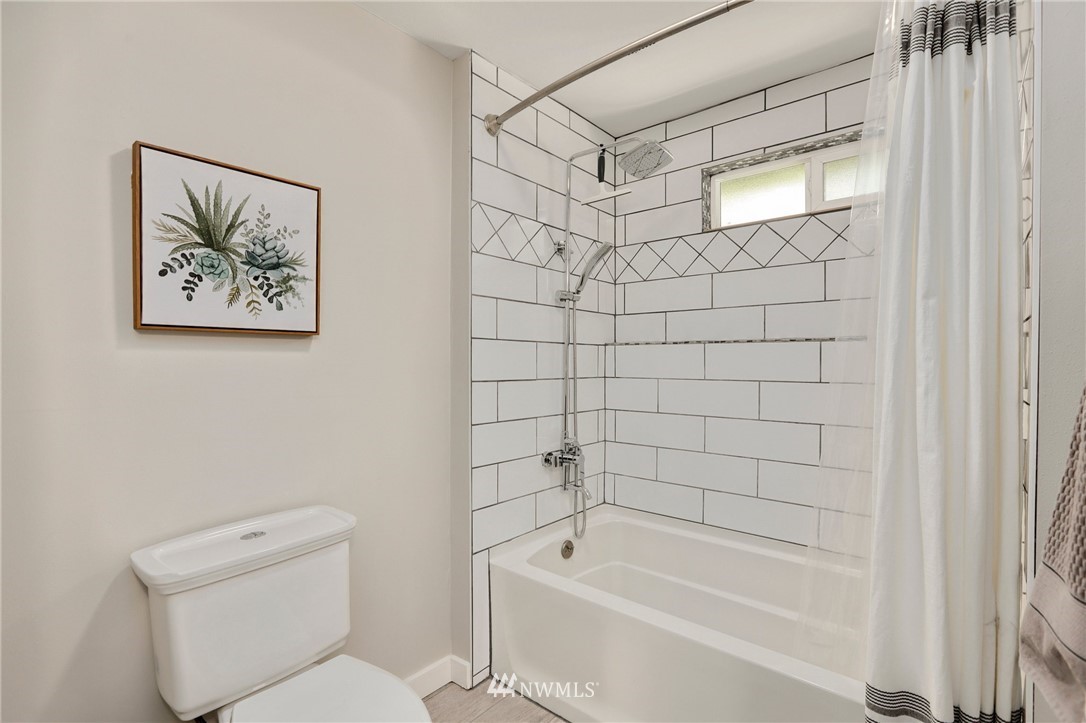 9617 Northeast 198th Street Bothell, WA 98011 - Photo 17 of 40
