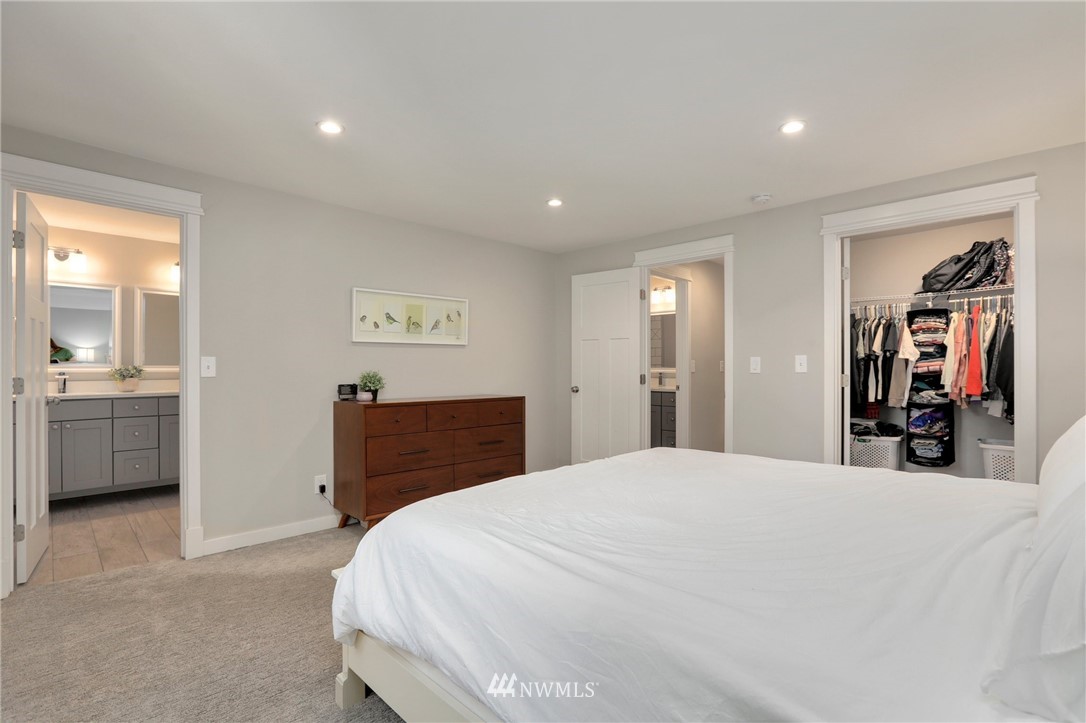 9617 Northeast 198th Street Bothell, WA 98011 - Photo 19 of 40