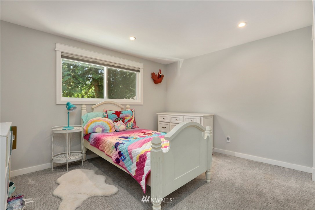 9617 Northeast 198th Street Bothell, WA 98011 - Photo 23 of 40