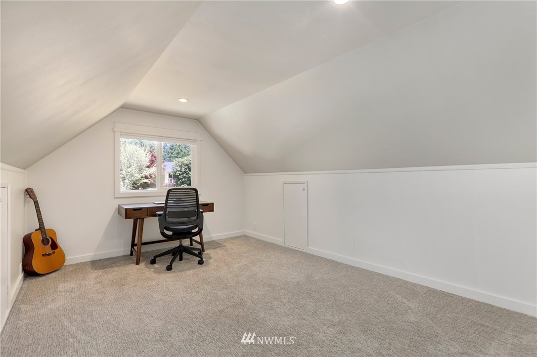 9617 Northeast 198th Street Bothell, WA 98011 - Photo 27 of 40