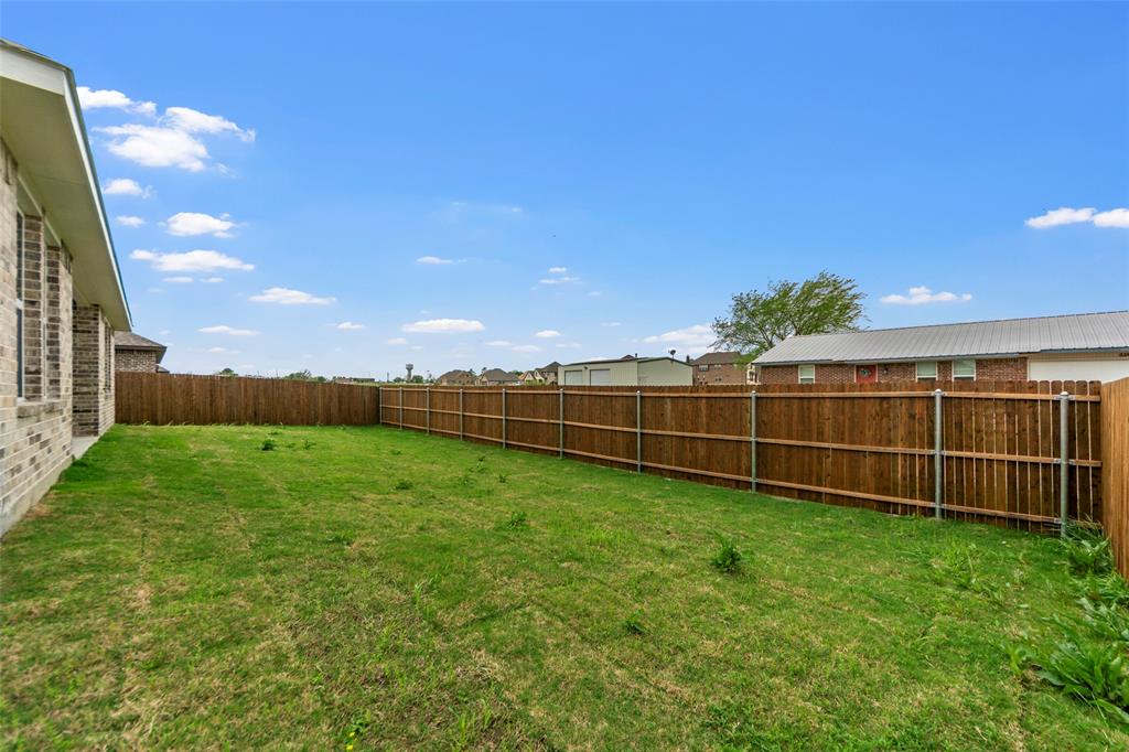 210 Pennington Road Josephine, TX 75173 - Photo 22 of 23 a view of a backyard